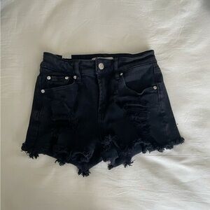 Black Jean Shorts Sz 0! Comfy, cute, and great for going out! For only $12